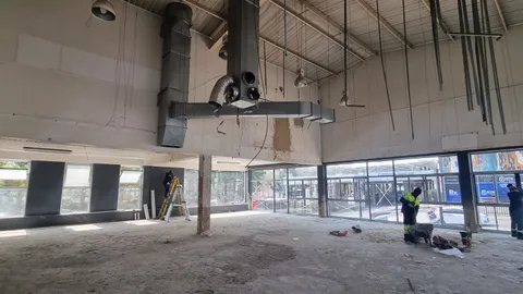 400 Jan Smuts Avenue